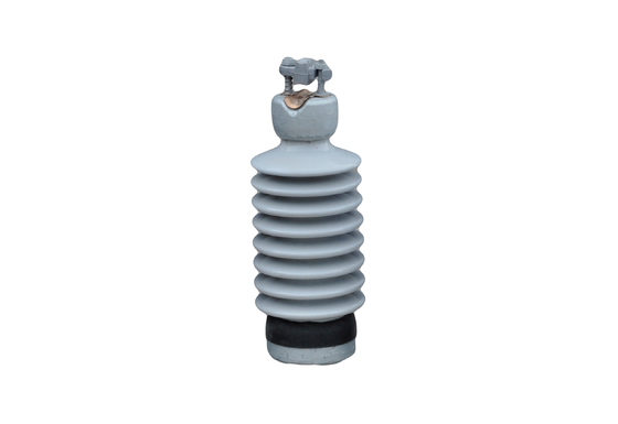 Linha isolador da porcelana do ANSI 57-24 da base 12.5kN do metal do cargo
