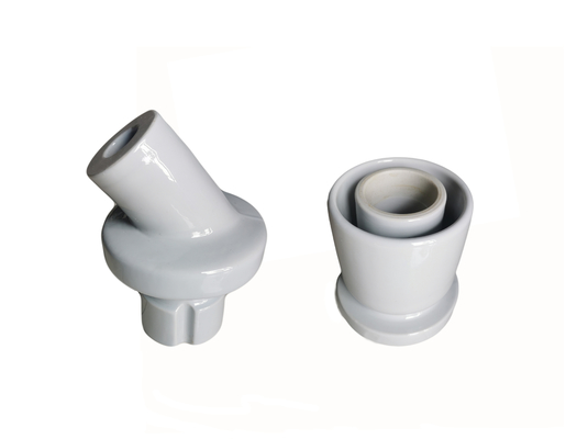 Isoladores diferentes da linha elétrica da porcelana de Customerized da forma/OEM disponíveis