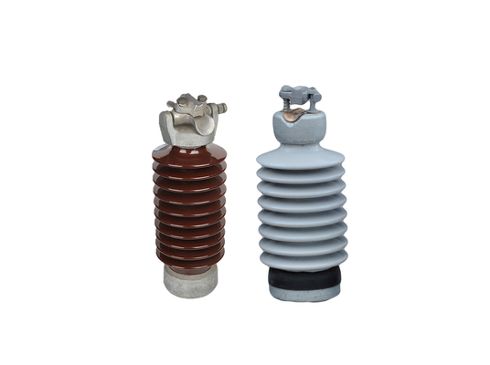 Linha isolador da porcelana do ANSI 57-12 do cargo