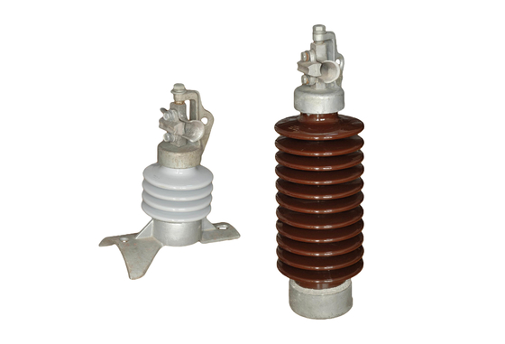 Tipo horizontal linha linha isolador 57-12 da porcelana do OEM do ANSI do cargo