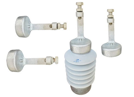 Linha quebra da porcelana da elevação da baixa temperatura do isolador do cargo resistente