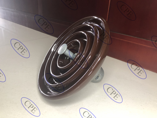 Tipo isoladores da suspensão da porcelana C-110 do ANSI Brown