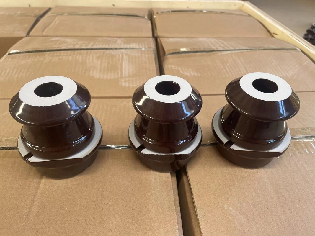 Brown vitrificou o Oem do isolador da bucha da porcelana do transformador DT1-630 disponível
