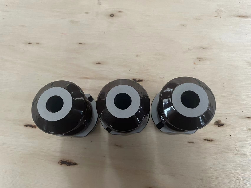 OEM padrão da bucha da porcelana do transformador 1-630A do RUÍDO disponível