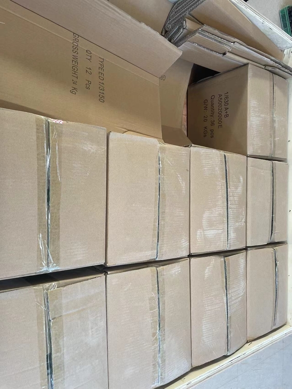 OEM padrão da bucha da porcelana do transformador 1-630A do RUÍDO disponível